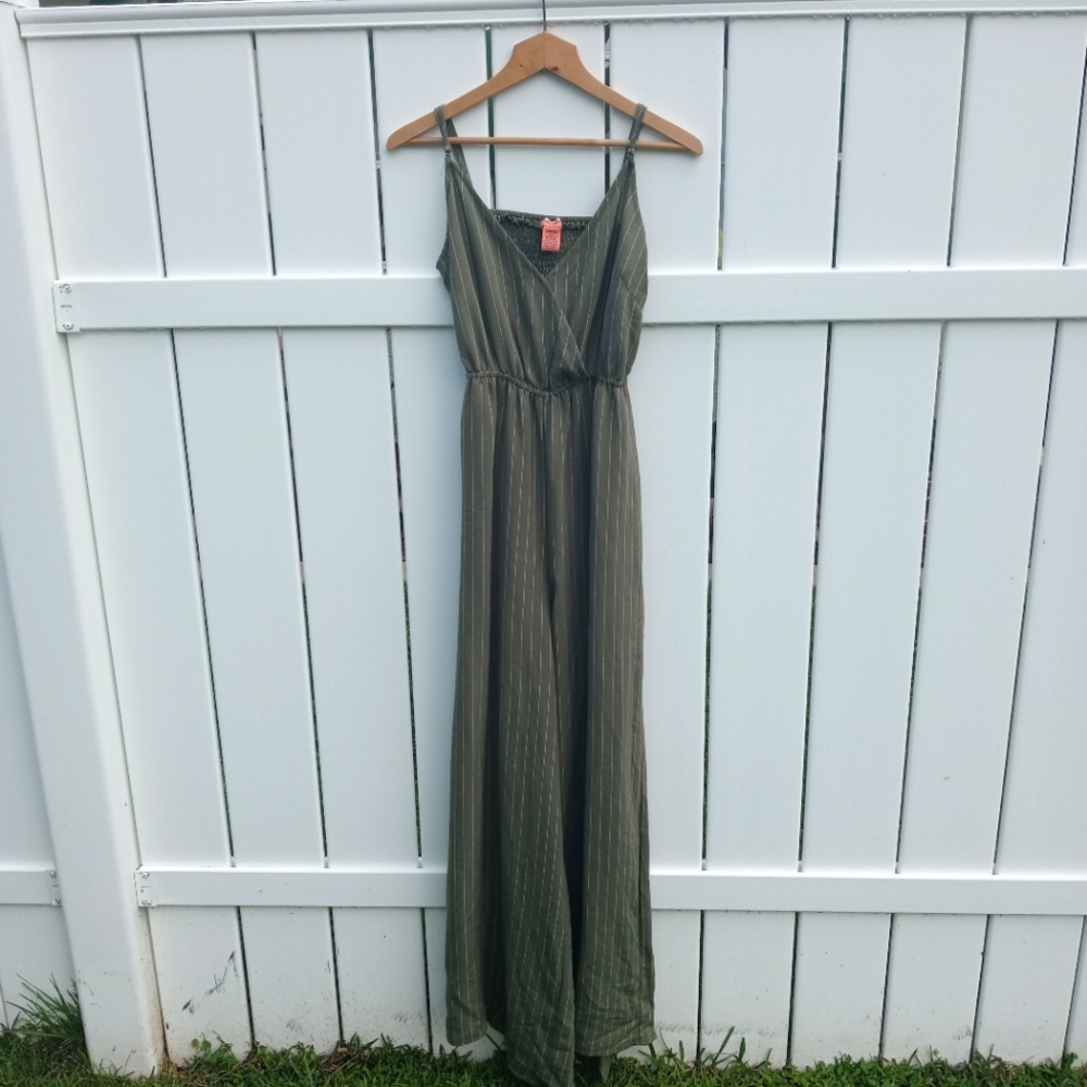 BOHO Flying Tomato 💚Green Pinstripe Jumpsuit 🦘